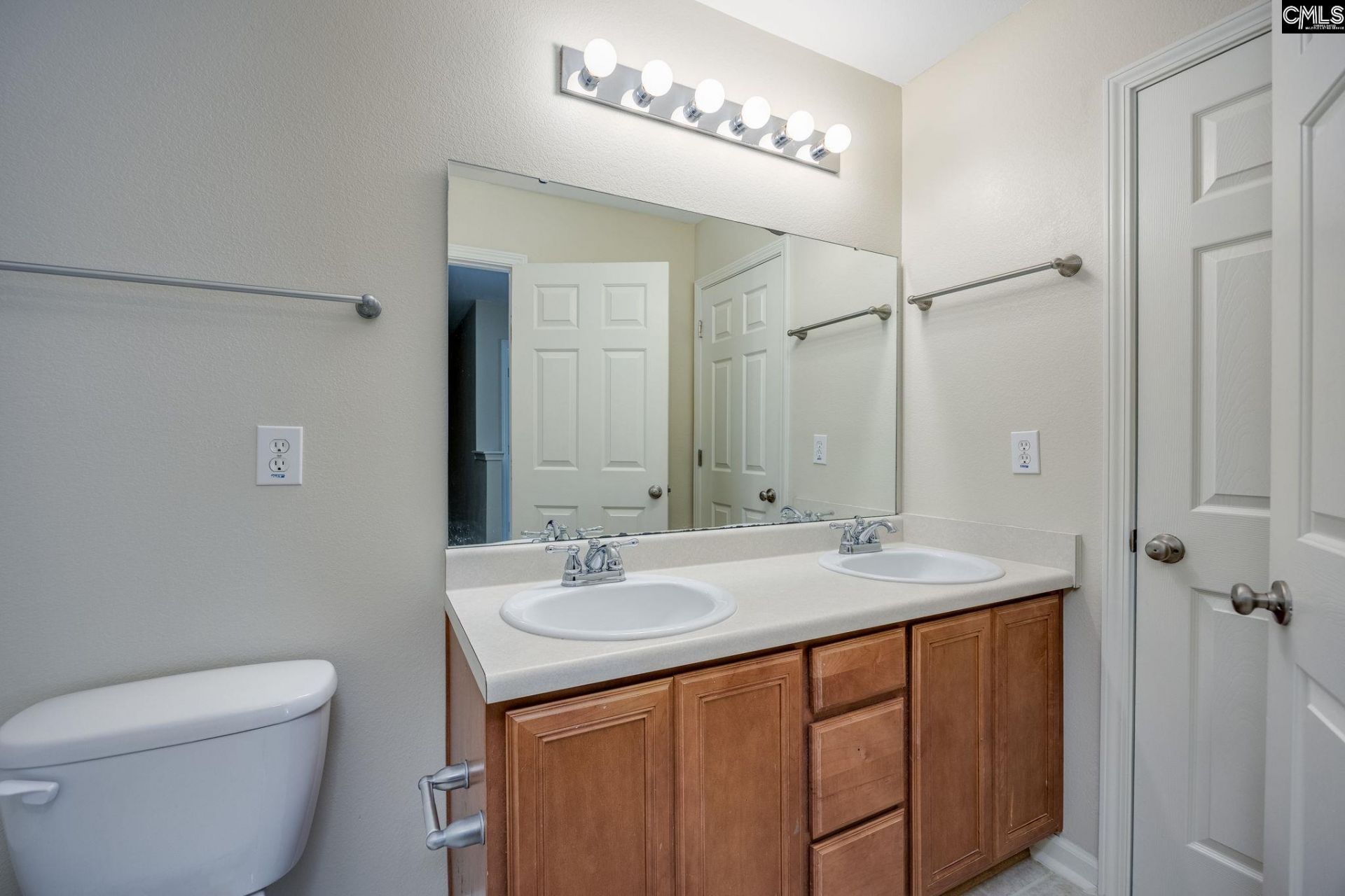 110 Spring Frost Drive Photo 54