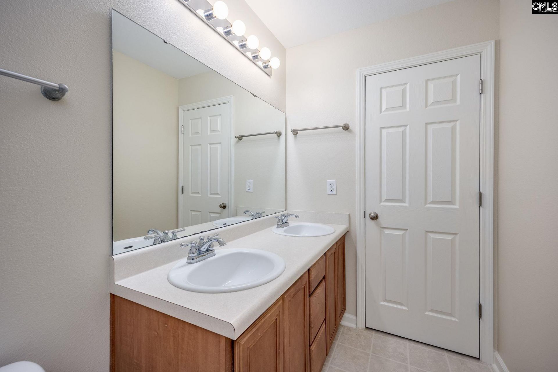 110 Spring Frost Drive Photo 56