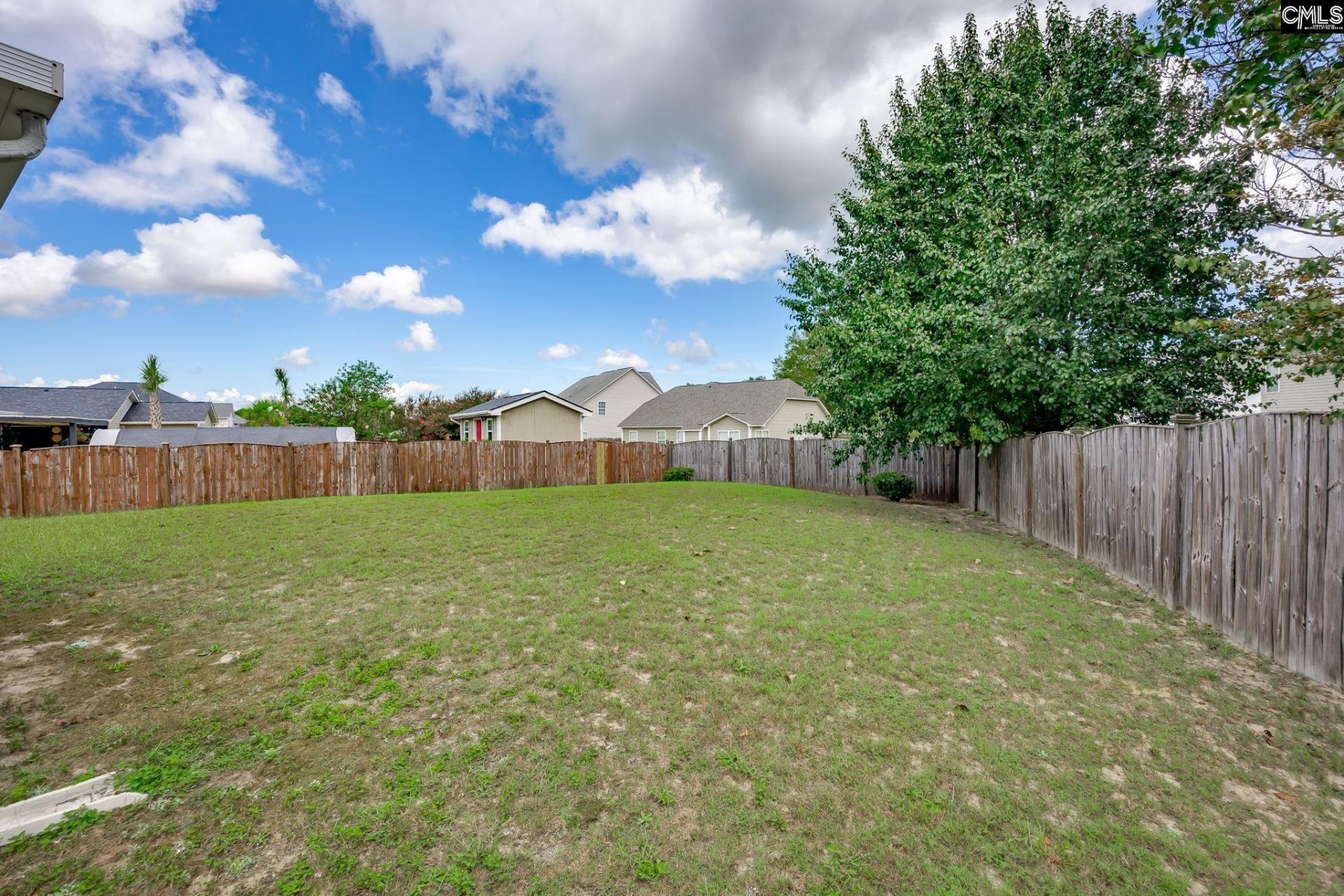 110 Spring Frost Drive Photo 65