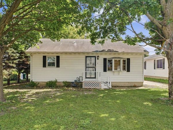 208 N Oak Street , Buckley, IL 60918
