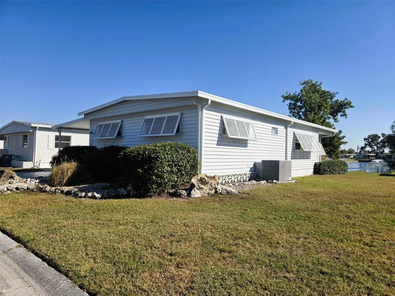 415 Oakwood Boulevard W, Sarasota, FL 34237 Photo