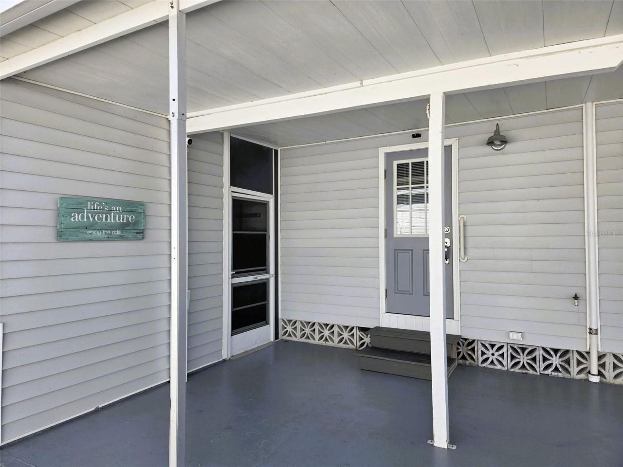 415 Oakwood Boulevard W, Sarasota, FL 34237 Photo