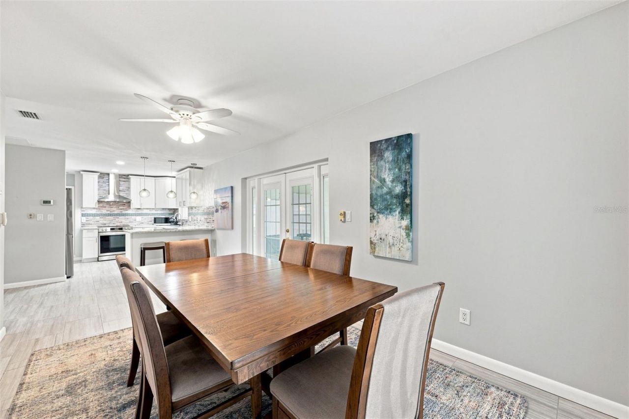28 Wall Terrace , Redington Shores, FL 33708 Photo