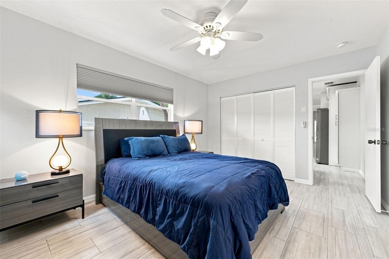 28 Wall Terrace , Redington Shores, FL 33708 Photo