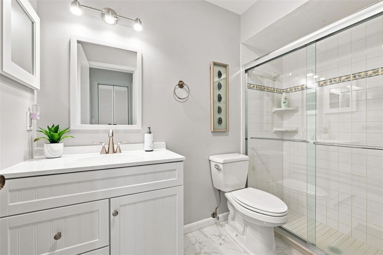 28 Wall Terrace , Redington Shores, FL 33708 Photo