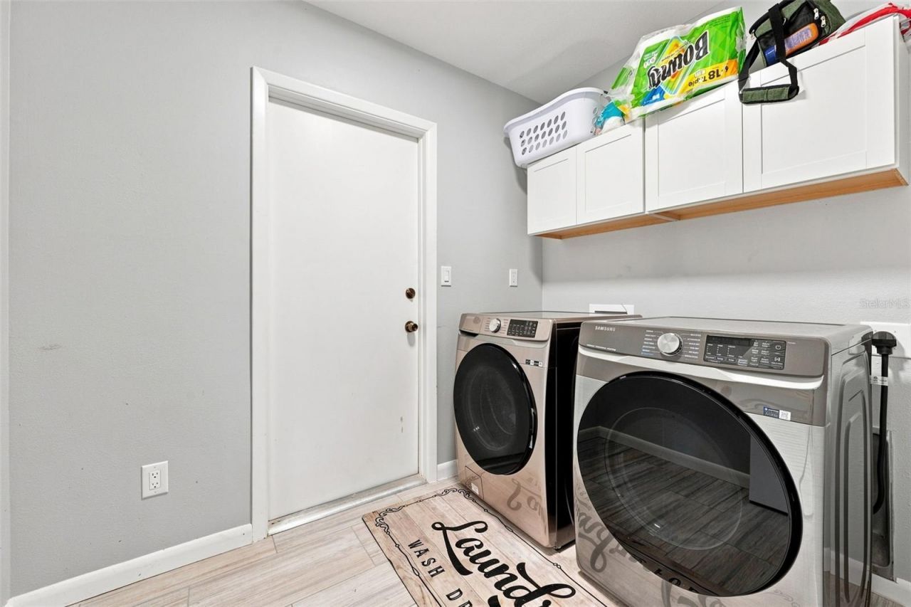 28 Wall Terrace , Redington Shores, FL 33708 Photo