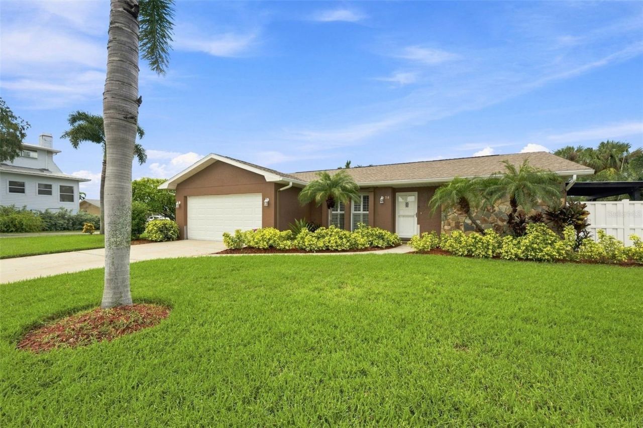 28 Wall Terrace , Redington Shores, FL 33708 Photo