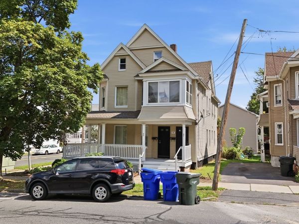 55-57 Oak St, Springfield, MA 01151