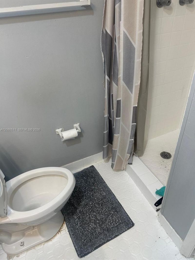 3285 Foxcroft Rd , Unit E204, Miramar, FL 33025 Photo