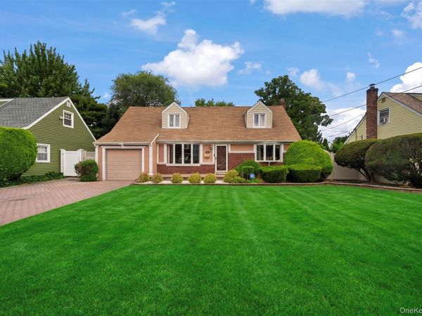 868 Spring Avenue , Uniondale, NY 11553