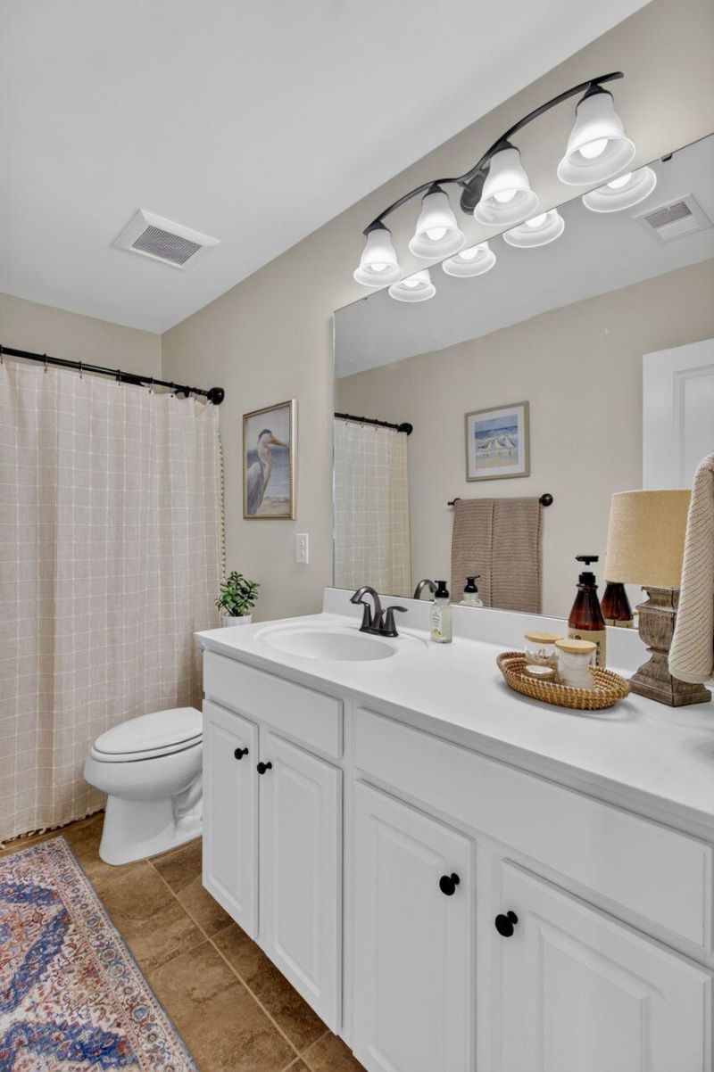 1658 Sparkleberry Lane Photo 35