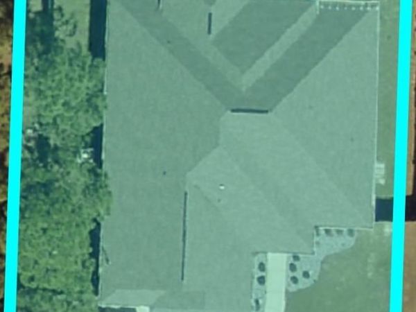 9150 Ridge Dr, Navarre, FL 32566