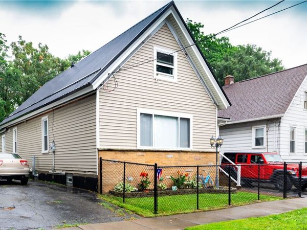 6 Woodrow Street , Rochester, NY 14606