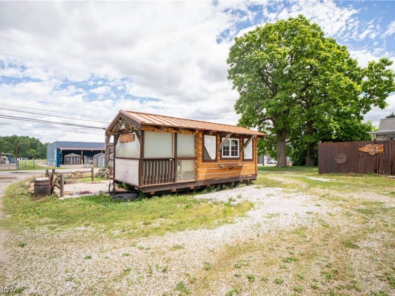 8216 Navarre Road SW, Massillon, OH 44646 Photo 7