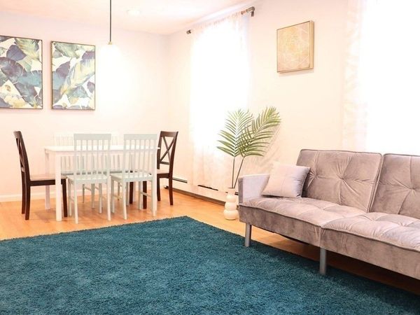 12 Regent St, Unit 2, Cambridge, MA 02140