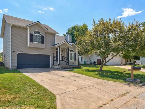 970 W Birch Street, Nixa, MO 65714