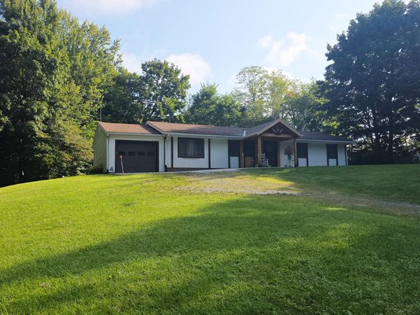 4955 State Route 61 , Mount Gilead, OH 43338