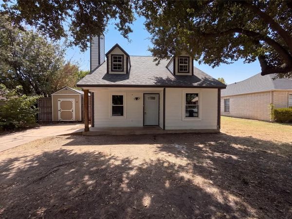108 Marvin Gardens , Waxahachie, TX 75165