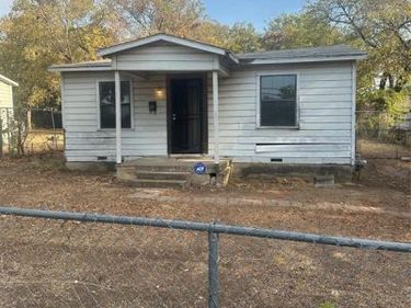 5117 Cottey Street, Fort Worth, TX 76105