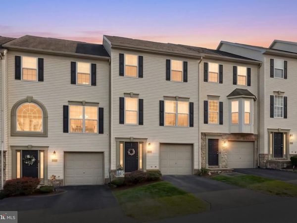 2720 HUNT CLUB DRIVE , Unit 4, YORK, PA 17402