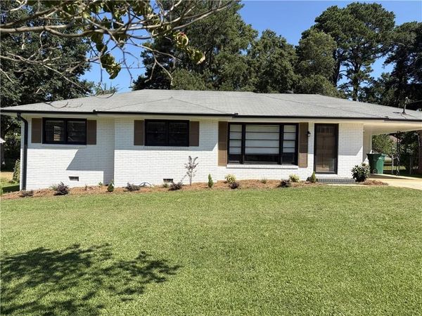 996 School Lane , Lake City, GA 30260