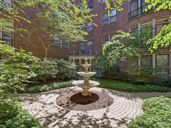 946 N Michigan Avenue , Unit 3N, Evanston, IL 60202