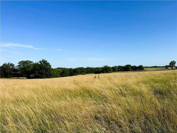 3561 Soo Line Drive, Polo, MO 64637
