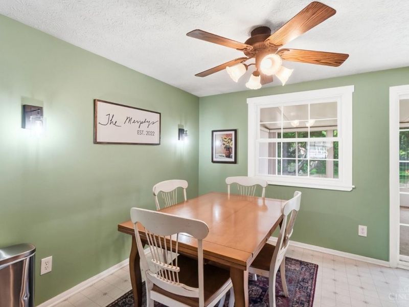 5876 Whippoorwill Hollow Drive, Miami Township, OH 45150 Photo 9