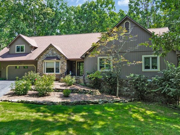143 Lisa Ln, Crossville, TN 38558