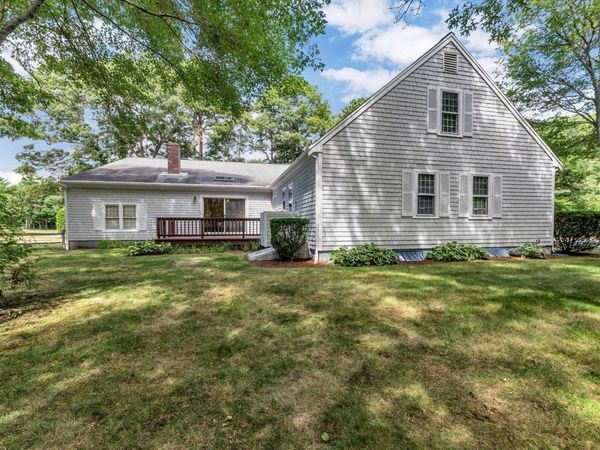 25 Wiley Post Lane, East Falmouth, MA 02536