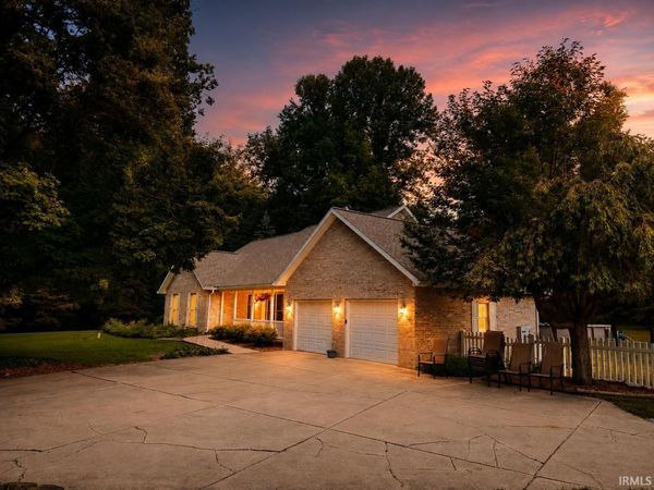 7901 N 300 East, LaPorte, IN 46350