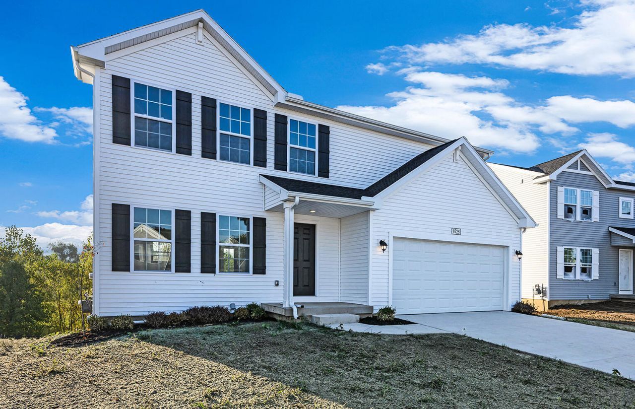 1097 Vertex Circle, Kalamazoo, MI 49009 Main Photo