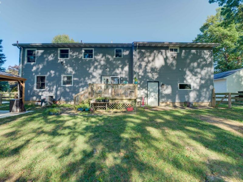 1460 Lexington, Vermilion, OH 44089 Photo 45