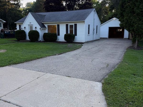228 N George Street, Whitewater, WI 53190