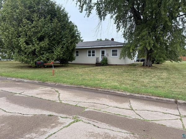 1203 MacArthur Ave, Ashland, WI 54806