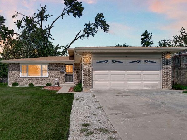 1108 Amherst Lane, University Park, IL 60484