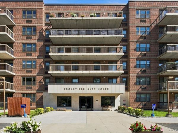 1376 Midland Avenue , Unit 105, Bronxville, NY 10708