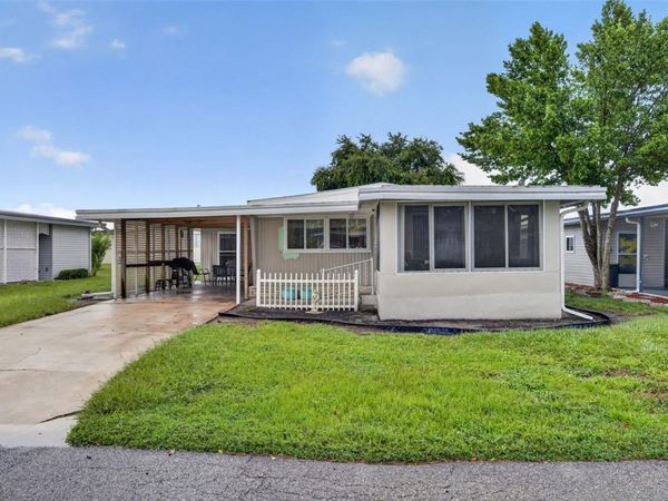 219 PARADISE S, LEESBURG, FL 34788