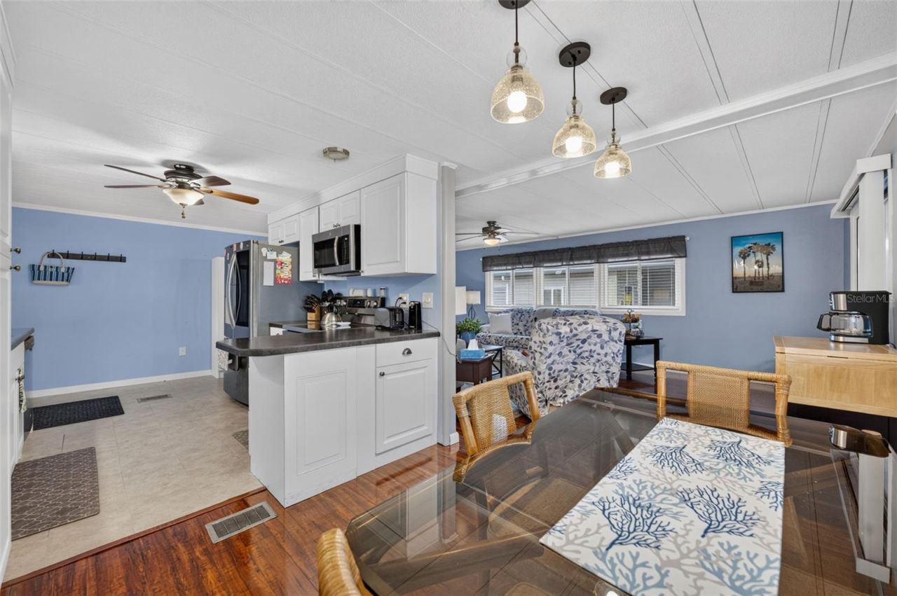 219 Paradise S, Leesburg, FL 34788 Photo