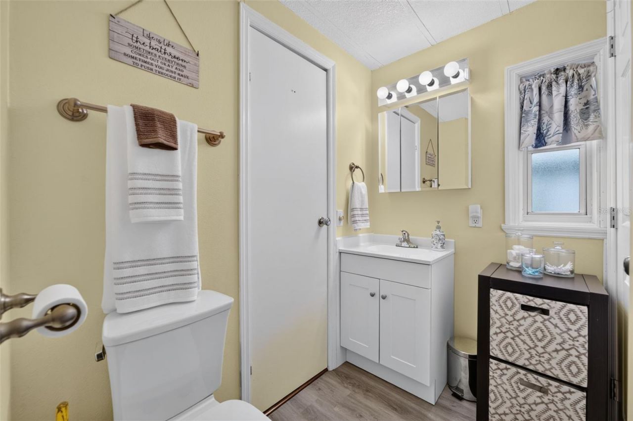 219 Paradise S, Leesburg, FL 34788 Photo