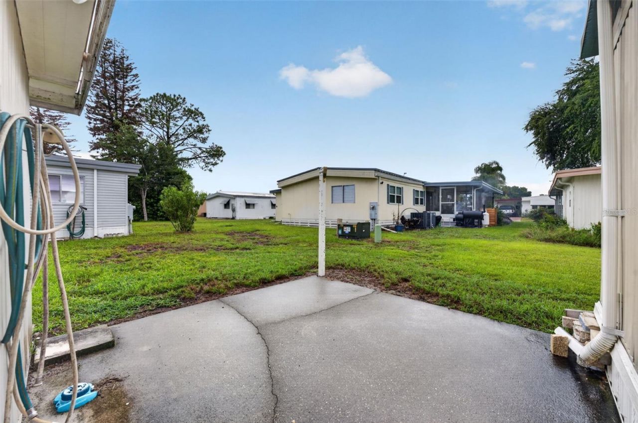 219 Paradise S, Leesburg, FL 34788 Photo