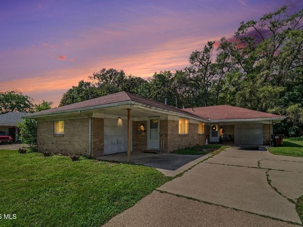 215 N 2nd Street, Waterville, OH 43566