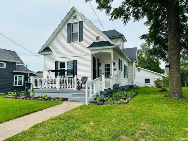 608 W William Street, Kendallville, IN 46755