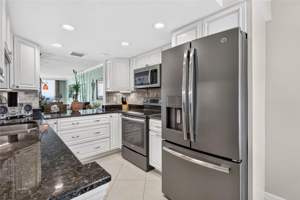 5055 N Highway A1a, Unit 604, Fort Pierce, FL 34949 Photo