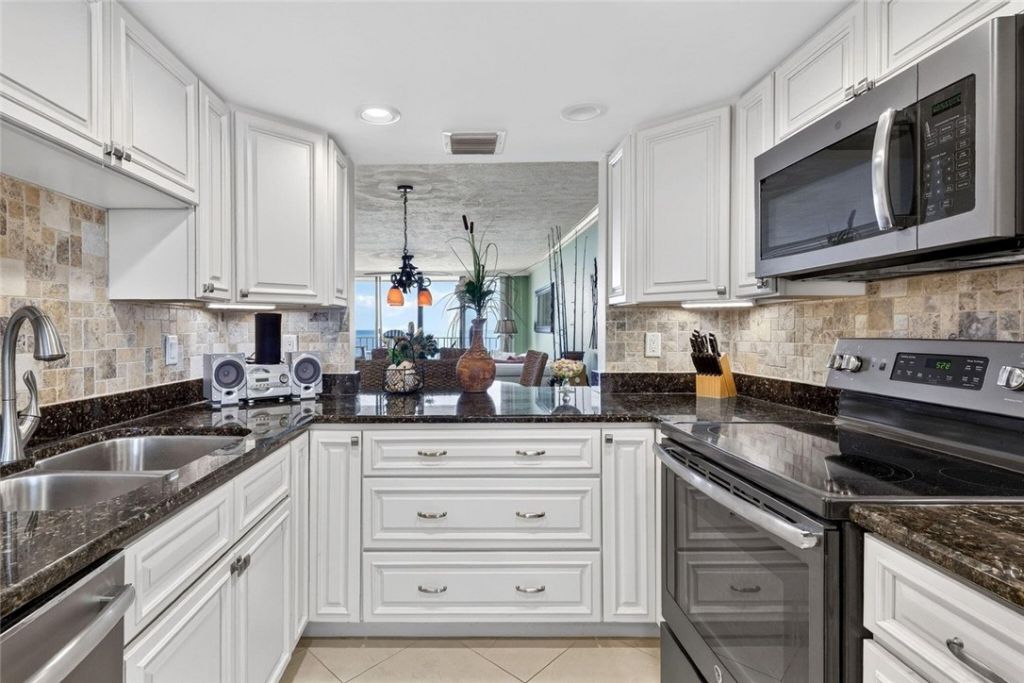 5055 N Highway A1a, Unit 604, Fort Pierce, FL 34949 Photo