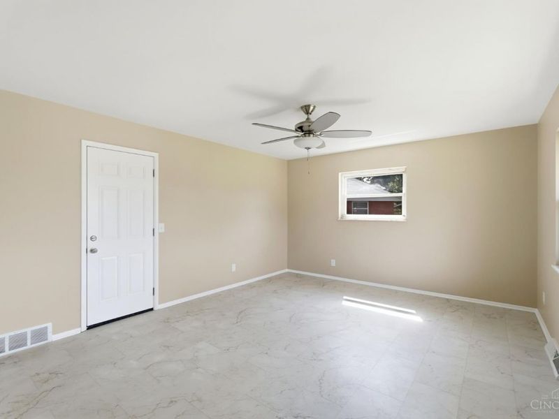 8929 Cavalier Drive, Springfield Township, OH 45231 Photo 20