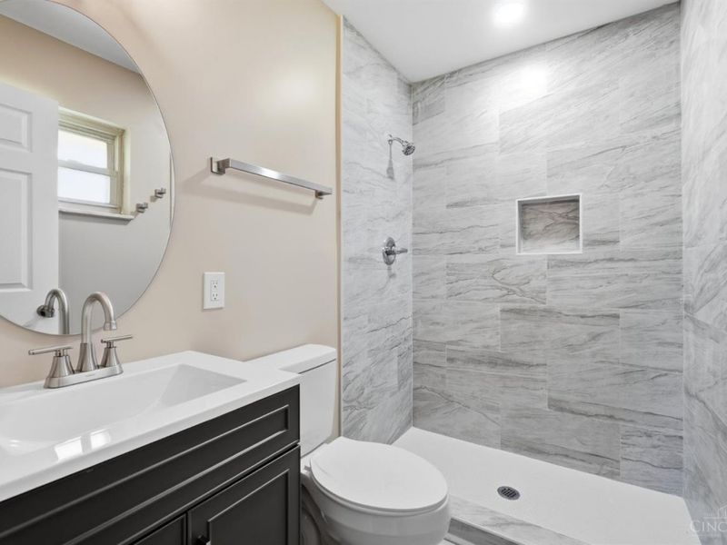 8929 Cavalier Drive, Springfield Township, OH 45231 Photo 25