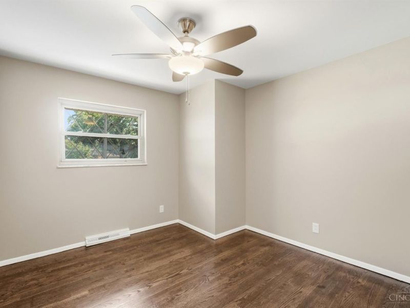 8929 Cavalier Drive, Springfield Township, OH 45231 Photo 33