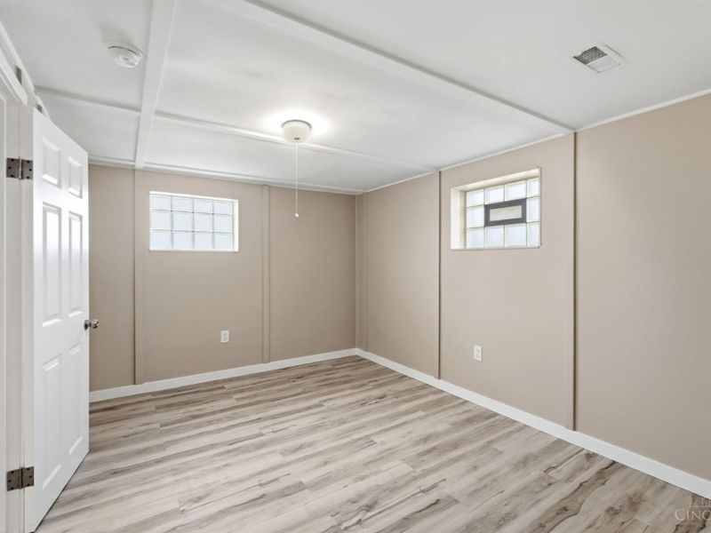 8929 Cavalier Drive, Springfield Township, OH 45231 Photo 41