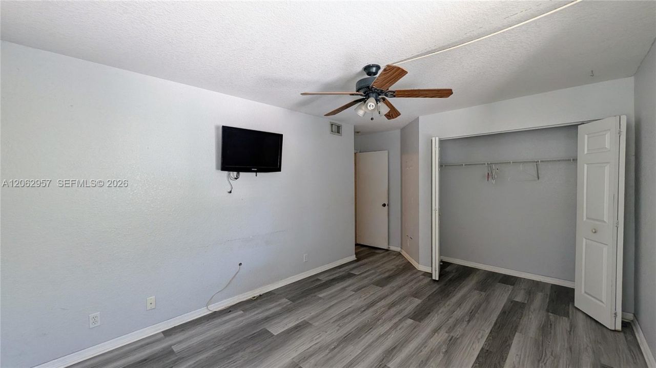 2231 N Cordoba Bnd, Weston, FL 33327 Photo